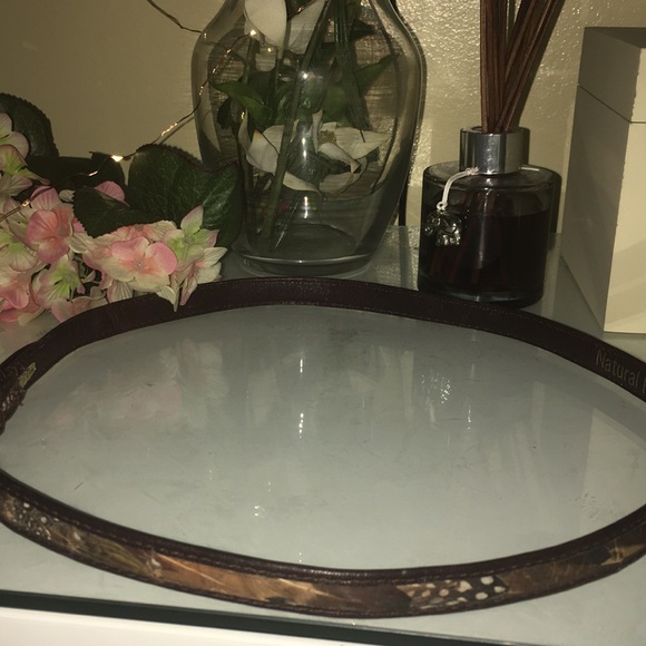 Women’s peacock feather and leather belt - Picture 4 of 5